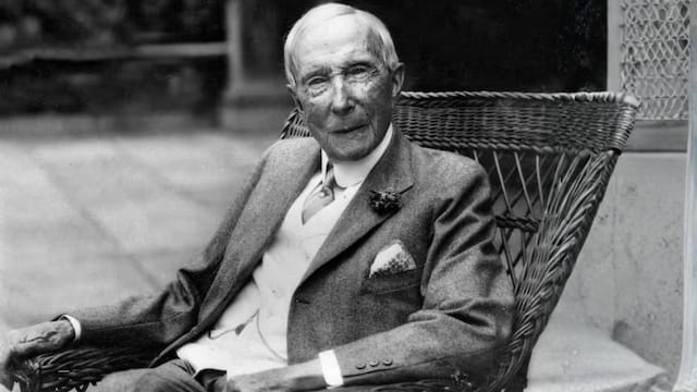 John D. Rockefeller, magnate: “Requiere un tipo de mente superior crear lo nuevo que seguir los caminos ya transitados”