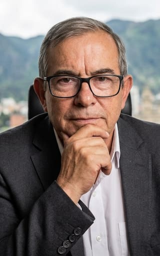 Timochenko responde a las amenazas de cárcel y lanza una contundente advertencia sobre el acuerdo de paz