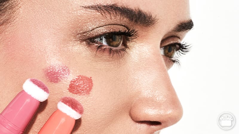 El rubor líquido de Mercadona es tendencia: este blush deja un acabado mate, natural y elegante en la piel.