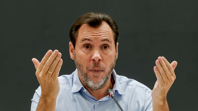 El ministro de Transportes, Óscar Puente durante una rueda de prensa celebrada este viernes en Madrid.