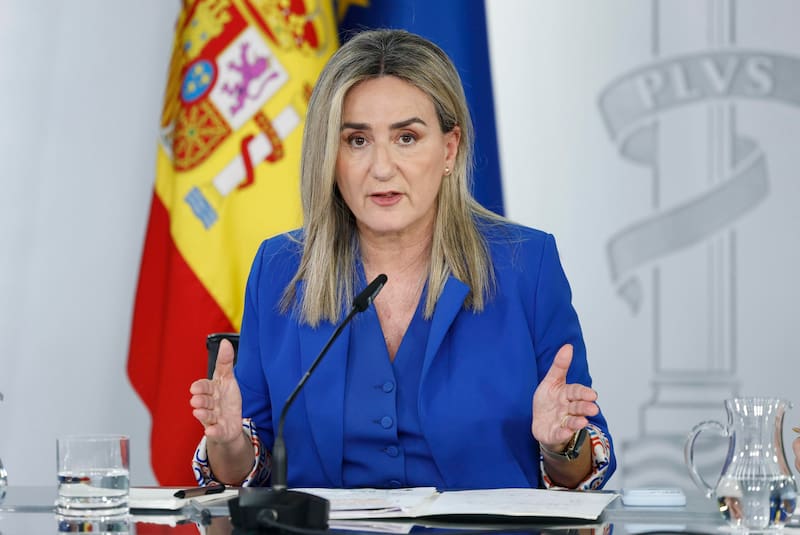 La ministra de Educación, Formación Profesional y Deportes, Milagros Tolón durante la rueda de prensa posterior a la reunión del Consejo de Ministros celebrada este martes en Moncloa.