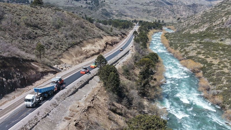 Inaugurarán la pavimentación de la Ruta 23 en la Patagonia: conecta dos localidades clave y promete impulsar el turismo en la región.
