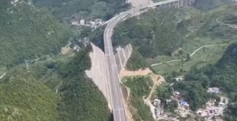 Obras futuristas de China sorprenden al mundo: conectividad y desarrollo económico en tiempo récord.