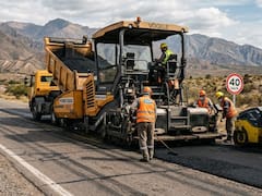 En plena negociación con los gobernadores, Milei reactiva la obra pública en rutas nacionales