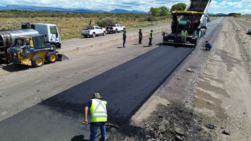 Avanzan las obras en la Ruta Provincial 21. Foto: @Rolo_Figueroa