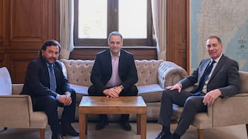 La Rosada suma el apoyo de Sáenz para las reformas: qué le ofreció y quién es el próximo gobernador