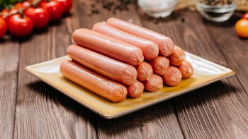 La Secretaría de Salud de México alertó por el consumo de salchichas y jamón: aumentan el riesgo de cáncer de colon
