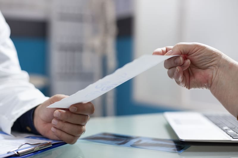 La línea apunta a la digitalización del sistema de salud.