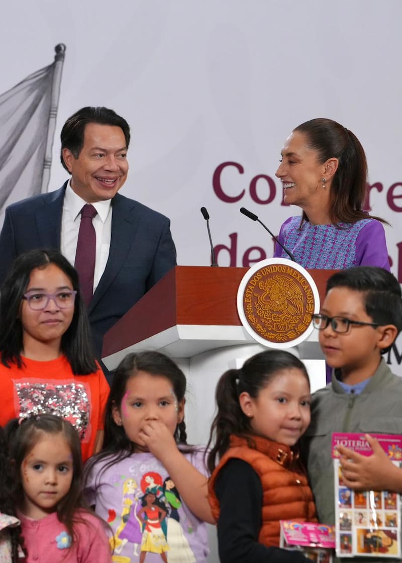 En el ámbito deportivo, el Mundialito Escolar de Fútbol 2026 ha involucrado a más de 610 mil niñas y niños de todo el país, fomentando la actividad física y la convivencia.