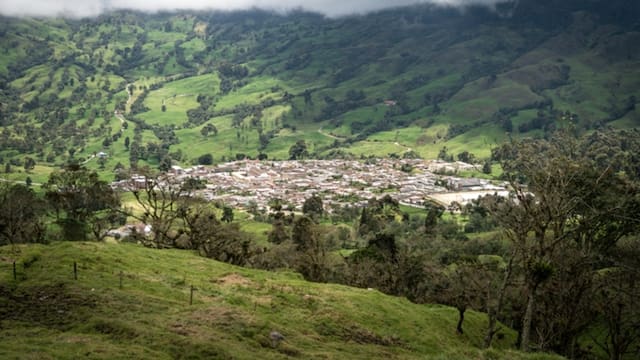 No es Barichara | Este pequeño pueblo es reconocido por su clima frío: un acogedor destino a tres horas de Medellín