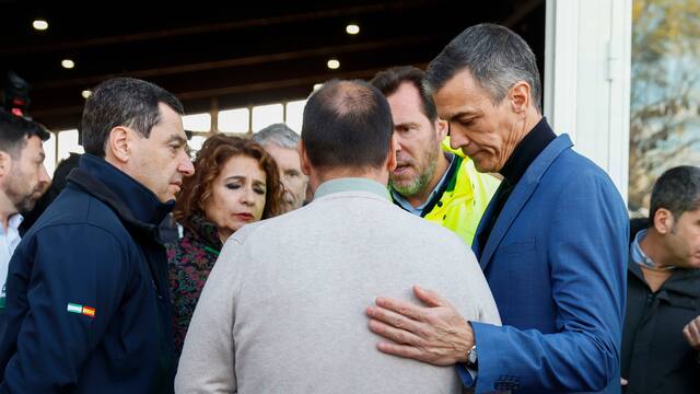 Pedro Sánchez, tras visitar el sitio del accidente: “Vamos a dar con la verdad, vamos a conocer la respuesta”