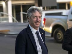 El Gobierno activó negociaciones: se reunió la Mesa Política y Bausili fue al Congreso para testear las reformas