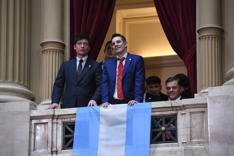El secretario de Justicia, Sebastián Amerio, junto con Santiago Caputo en la apertura de sesiones del 2025