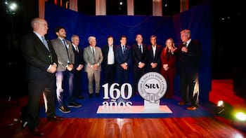 Santilli sigue sumando fotos con gobernadores y busca destrabar las negociaciones para agosto