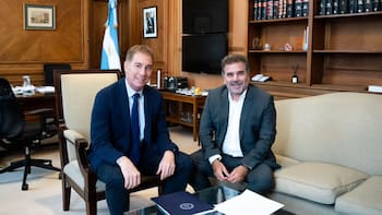 Santilli mueve fichas mientras el PRO calibra su jugada en Provincia
