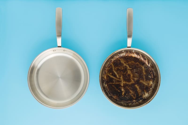 Este truco deja las sartenes impecables sin usar productos adicionales.