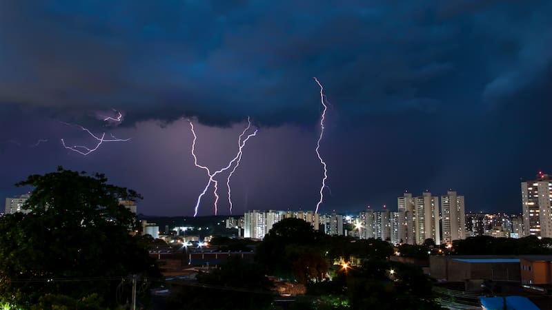 Se aproxima un diluvio histórico este jueves 3 de septiembre: tormentas, lluvias y posible caída de nieve en Santa Cruz