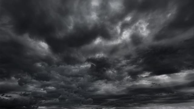 Llega hoy la tormenta negra más intensa de marzo: fuertes lluvias partirán el cielo con ráfagas de viento y posible caída de granizo en estas zonas