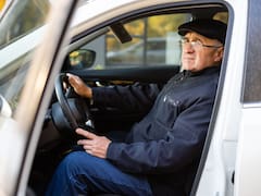 Se despide el carnet de conducir para los mayores de 70 años: este es el obstáculo que introdujo la DGT