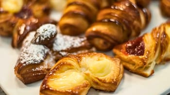 Cierra para siempre la pastelería más famosa y antigua de la Capital: tiene casi 40 años y fue pionera en tortas húmedas