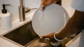 Se despiden los lavavajillas: este nuevo electrodoméstico de Lidl cuenta con 5 programas para limpiar los platos