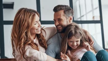 ¿Se puede aprender a ser feliz? La respuesta es sí, pero debes practicar este hábito todos los días