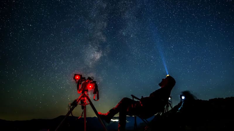 Se viene la lluvia de meteoros del año con bolas de fuego y hasta 100 estrellas fugaces por hora
