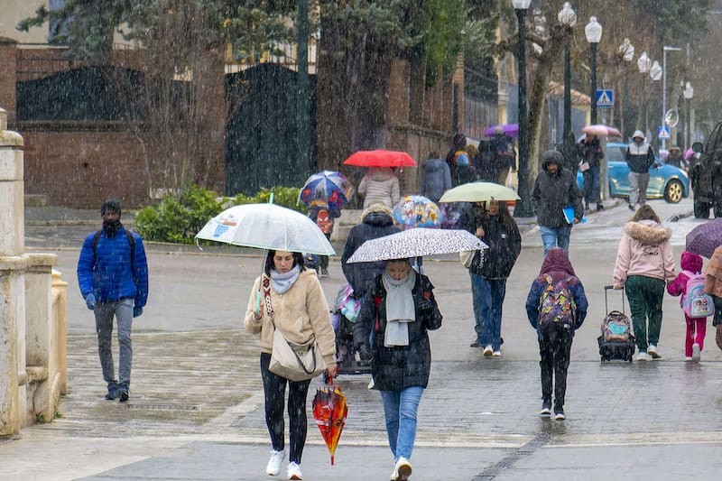 Se viene un muro de nubes negras y habrá 48 horas de tormentas y ráfagas de viento: las zonas afectadas