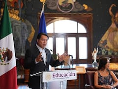 Atención | Mario Delgado sigue firme en su cargo y anunció nueva beca para estos alumnos con un beneficios extra