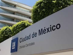 General Motors invertirá 1,000 MDD, tarifas pegan a PageGroup, Tesla cambia esquema de FSD