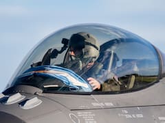 Programa F-16: el Gobierno acelera la llegada de los 24 cazas y ya tiene fecha para el próximo lote