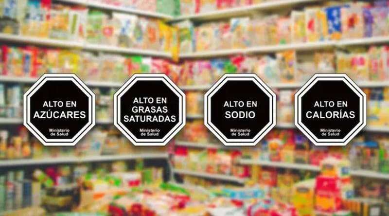 ¿Chau etiquetado frontal? El proyecto que busca eliminar los sellos negros de los alimentos