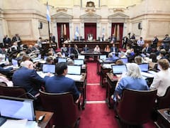 Guerra por la reforma laboral: el peronismo presenta una alternativa y desafía a Milei