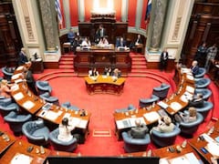 Senado aprueba por unanimidad cambios que modernizan la asignación de apellidos en nacimientos y adopciones