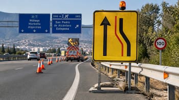 Qué significan las señales amarillas que aparecen en las carreteras españolas y por qué prevalecen sobre otras señales