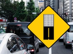 Qué significa la señal de tránsito con un camino negro y un panel blanco con puntos y por qué debes respetarla
