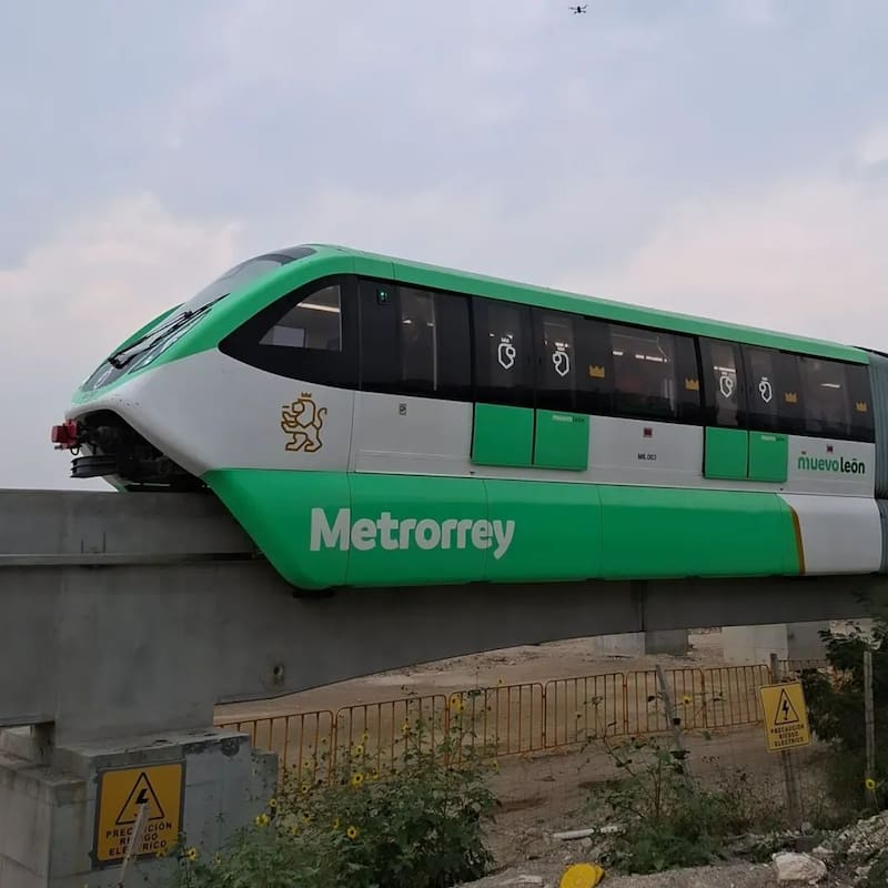 Obras en el monorriel de la Línea 6 del Metrorrey