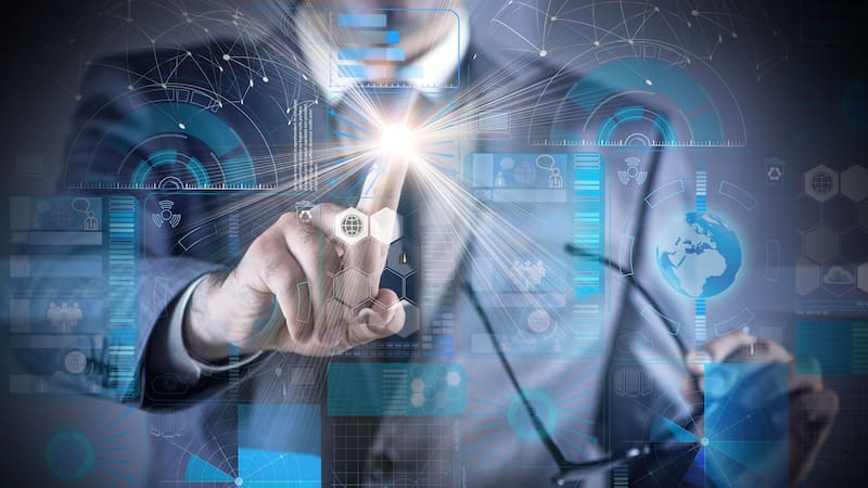 Parte de las herramientas tecnológicas que los bancos buscan incorporar funcionan en la nube y, en algunos casos, sus servicios están alojados fuera de México, dice experto de Santander México.