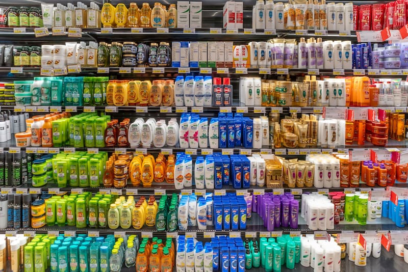 El Gobierno dice adiós al alisado: queda prohibida la venta de este famoso producto para el cabello y exigen extremo cuidado a los argentinos. (Fuente: Shutterstock)