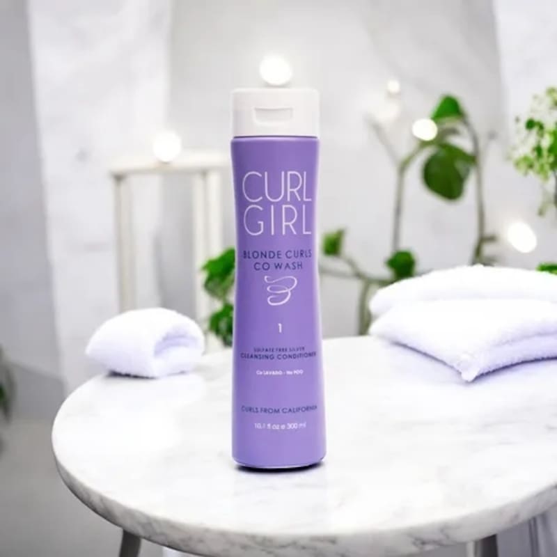 El shampoo-acondicionador prohibido por ANMAT.