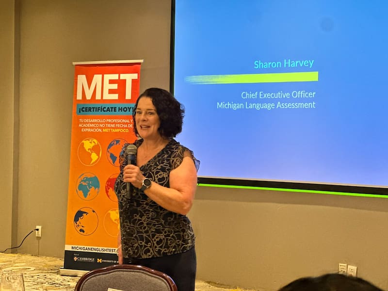 Sharon Harvey, CEO de Michigan Language Assessment.