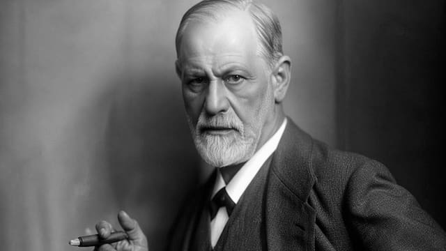 Sigmund Freud, el padre del psicoanálisis: “No hay necesidad en la infancia tan fuerte como la protección de un padre”
