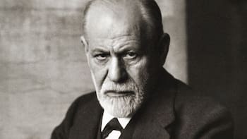 Sigmund Freud, psicoanalista: “No hay necesidad en la infancia tan fuerte como la protección de un padre”