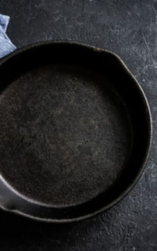 Ni bicarbonato, ni limón | Cómo limpiar sartenes y ollas para recuperar su brillo
