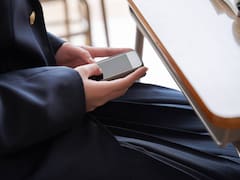 Nueva Ley de Educación pone la mira en los celulares: estos serían los únicos casos en que alumnos podrían utilizarlos en la escuela