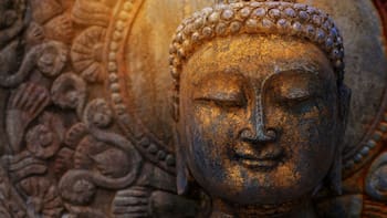 Encuentran un templo budista lleno de oro de más de 2000 años de antigüedad