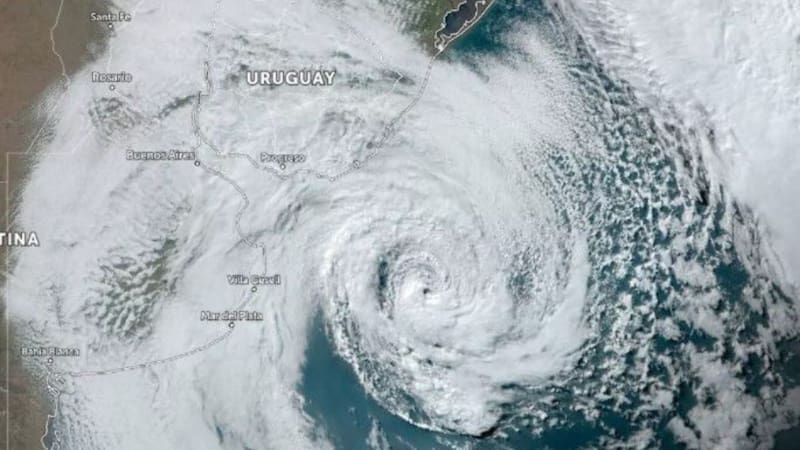 Llega un diluvio histórico de 48 horas en Buenos Aires | Se esperan lluvias intensas de hasta 100 mm y caídas de enormes gotas de agua. Foto (Archivo)