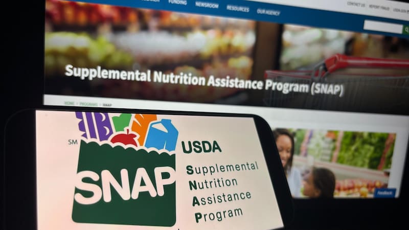 California, Texas, Florida y Pennsylvania cuentan con diferentes calendarios y utilizan distintos datos del beneficiario para determinar el día de acreditación.