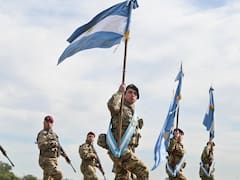 Fuerzas Armadas: reducción de personal, salarios paralizados y achicamiento