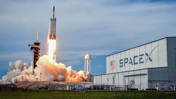 SpaceX, OpenAI, Anthropic | Por qué sus salidas a bolsa obligarán a las gigantes de la IA a mostrar sus cartas ocultas